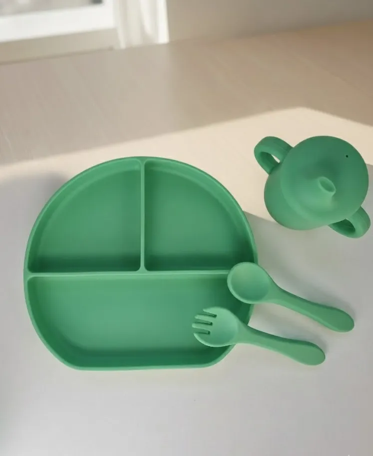 Vajilla completa de silicona con ventosas para bebés y niños pequeños